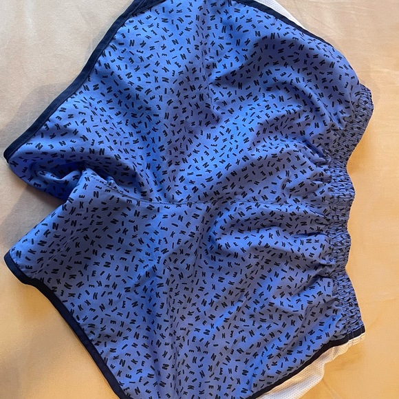 Bundle 4 Nike Shorts - Picture 5 of 7